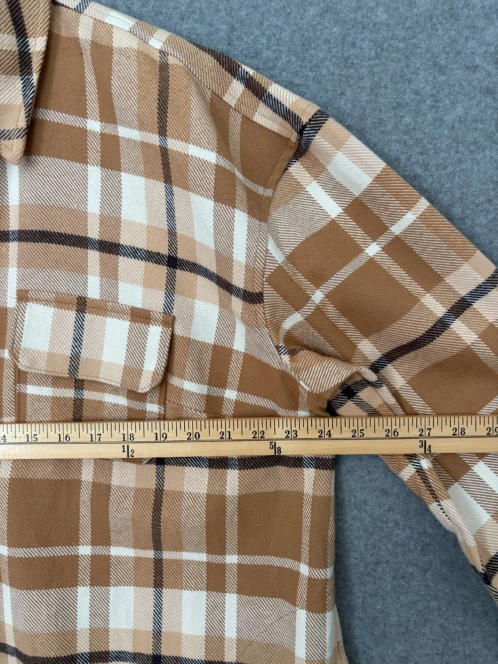 Lane Bryant NWT Plaid Button-Up Shacket 14/16 Camel/Black/White Flannel - Picture 4 of 8